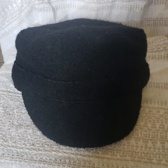 Black Wool Cap One Size - Picture 4 of 10
